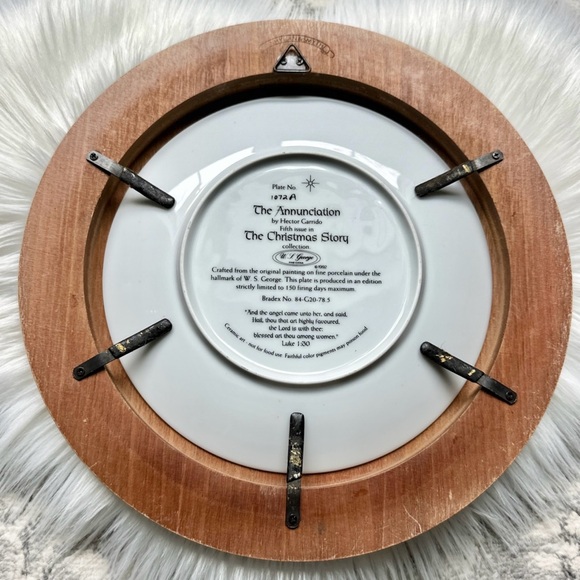 Plate #1072A The Annunciation Christmas Plate by Hector Garrido 1992 In Frame - Picture 13 of 13